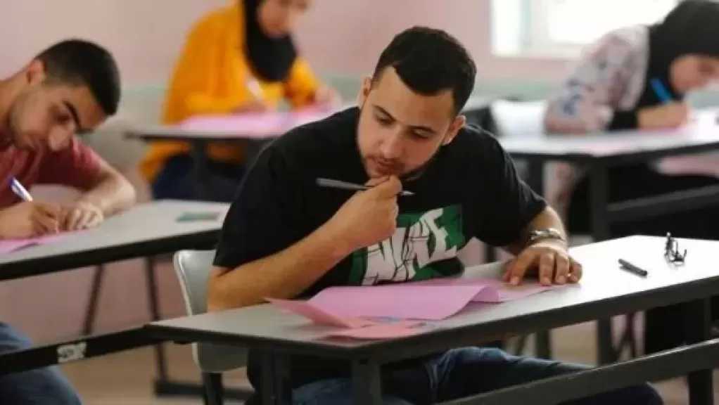 بدء امتحانات الدبلومات الفنية غداً..821 ألف طالب يمتحنون في 2506 لجنة