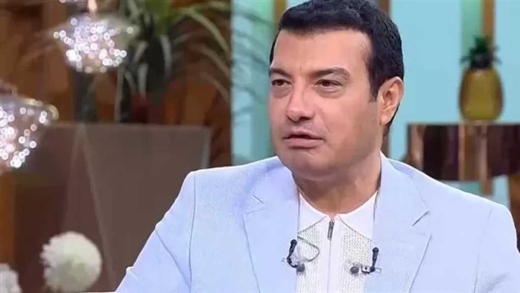 إيهاب توفيق يحتفل بتخرج نجليه أحمد ومحمود من المرحلة الثانوية بولاية كاليفورنيا