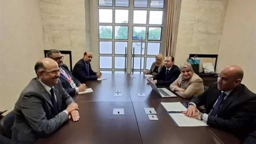 وزير العمل يواصل تعزيز التعاون العربي ويلتقي بنظيره البحريني لتبادل الخبرات