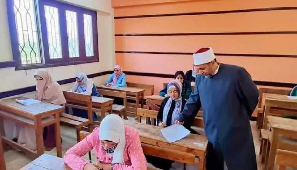 مساء اليوم.. الأزهر يطلق أولى مراجعات «ليلة الامتحان» لطلاب الثانوية الأزهرية
