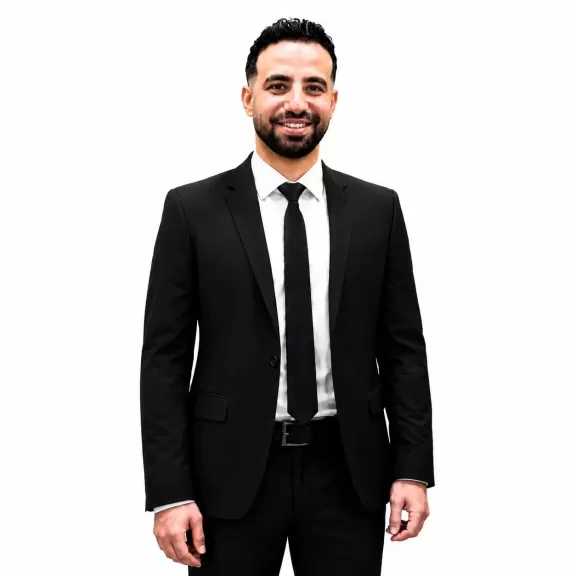 على شاشة الحدث اليوم| هشام موسى ينضم إلى محمد موسى في تقديم برنامج ”خط أحمر”