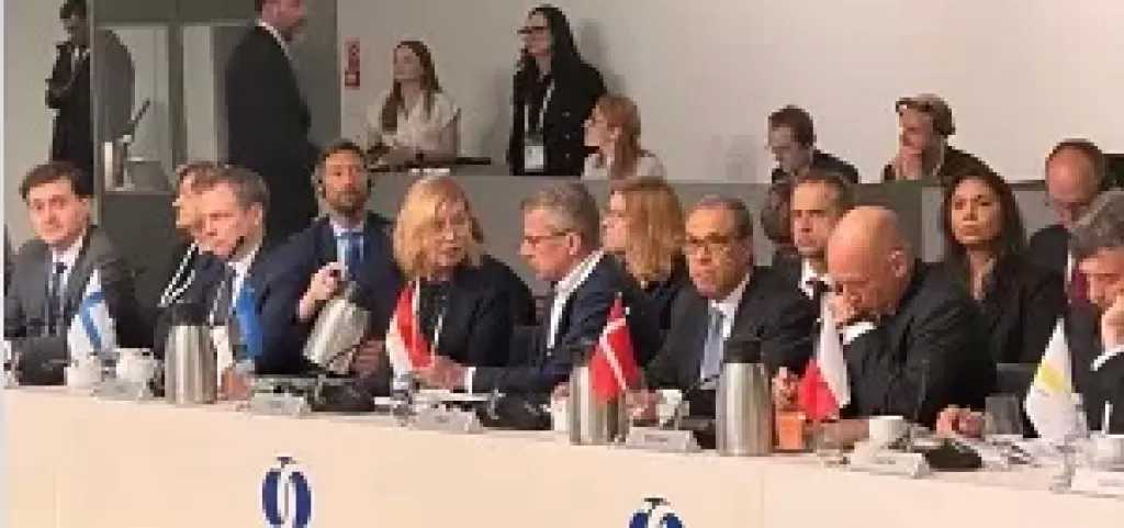 وزير الخارجية يرحب بمبادرة البنك الأوروبي لإعادة الإعمار لدعم الاقتصادات المتأثرة بالصراع في الشرق الأوسط