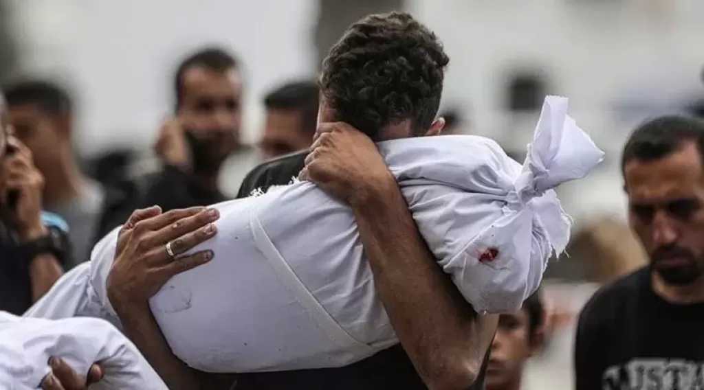 3 شهداء في غزة وقصف مدفعي وإطلاق نار بتجدد خروقات الاحتلال