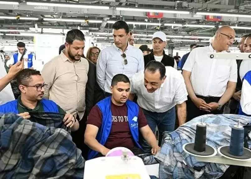 رئيس الوزراء يفتتح توسعات مشروع شاهينلر إيجيبت 2 لصناعة الملابس الجاهزة ببرج العرب الجديدة