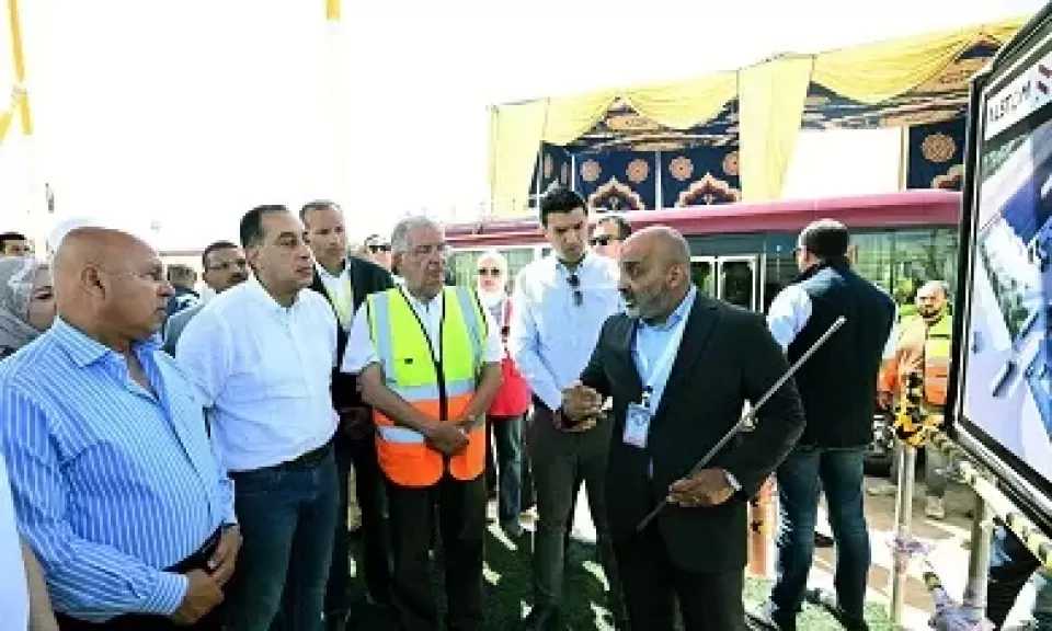 رئيس الوزراء يتفقد مجمع ألستوم الصناعي بمدينة برج العرب الجديدة