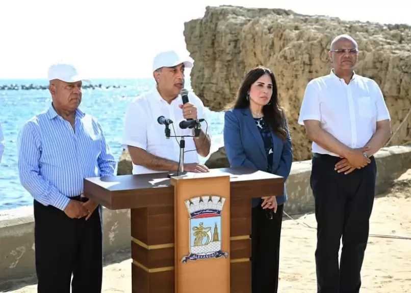رئيس الوزراء: مشروع تطوير شرق الإسكندرية أو ”أبوقير الجديدة” معجزة حقيقية يتم تنفيذها في صمت دون الحديث عنها كثيراً