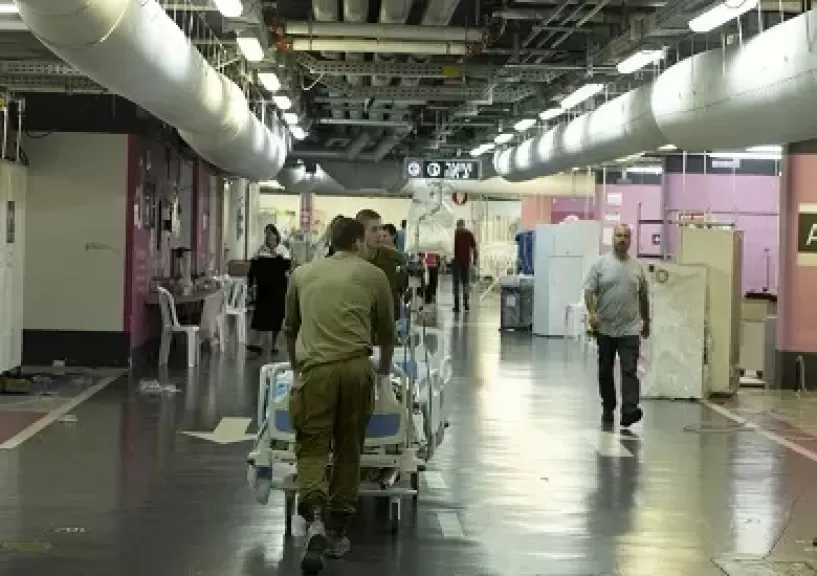 إسرائيل ترفع جاهزية المستشفيات وتوجه بنقل العمل إلى المرافق المحصنة تحت الأرض