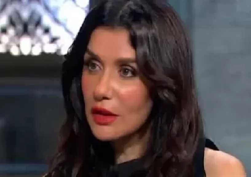 غادة عادل: أنا بيتوتية وفاشلة في السوشيال ميديا.. وبحب أقعد في البيت مع ولادي وكلابي