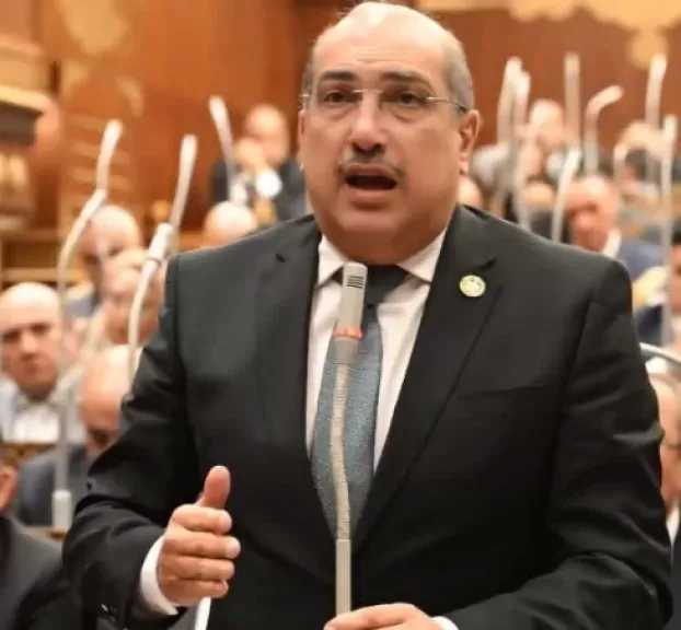 النائب إيهاب وهبة: خطة التنمية الاقتصادية الجديدة تستهدف بناء اقتصاد أكثر صلابة وتضع الإنسان المصري في صدارة الأولويات