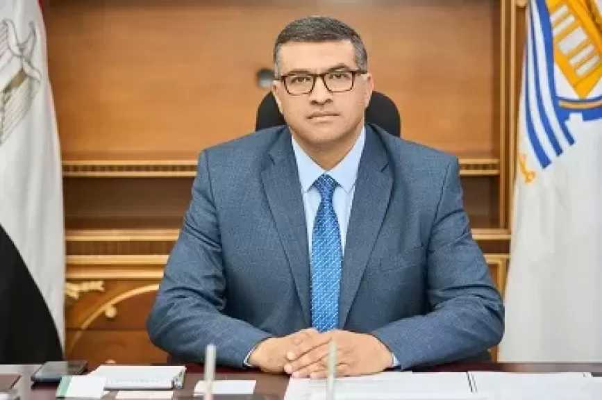 محافظ قنا يوجه بالإعلان عن جداول وخطة صرف الأسمدة الكيماوي للمزارعين
