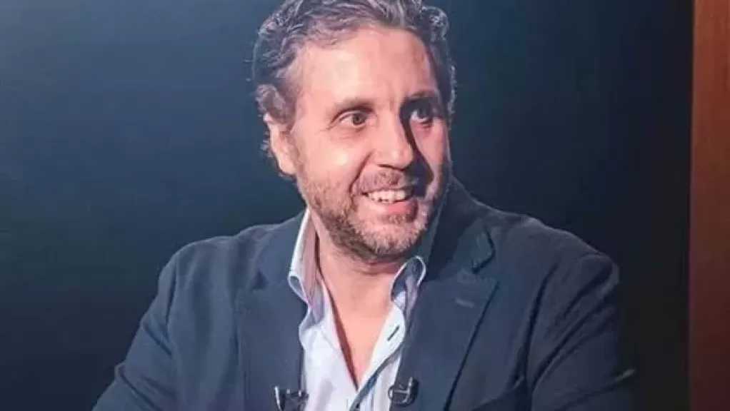 هشام ماجد يستعد لتقديم مسرحية «خيال مريض» يوليو المقبل
