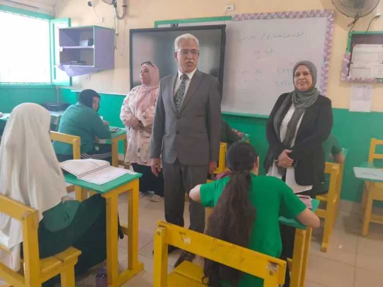 وكيل ”تعليم الإسماعيلية”: لا شكاوى من مادة الهندسة بالشهادة الإعدادية