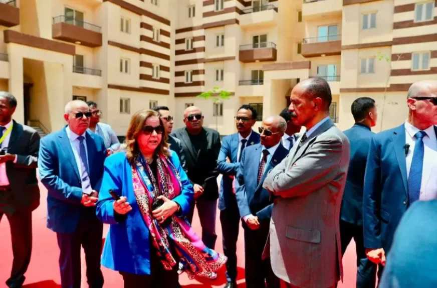 رئيس إريتريا يوجه بدراسة تجربة سكن لكل المصريين لتطبيقها في بلاده