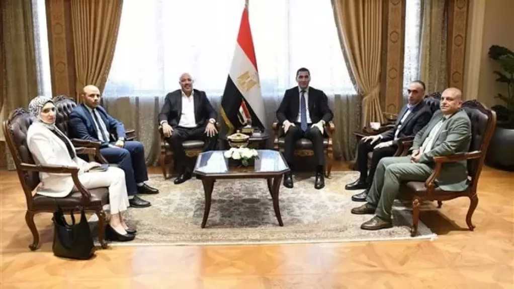 وزير الشباب يبحث مع المهندس وليد التايب رعاية الموهوبين وتعزيز الاستثمار الرياضي
