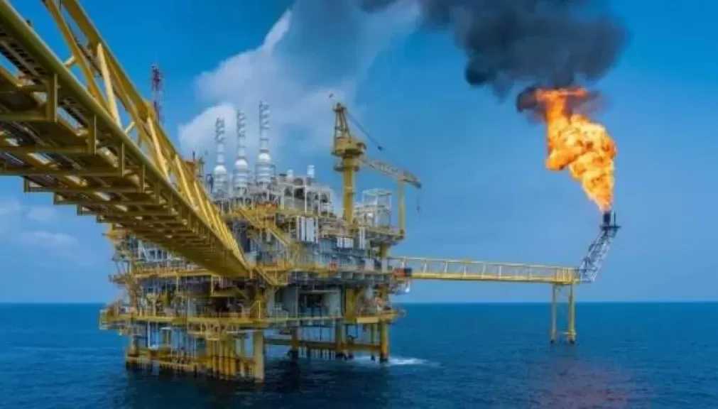 البترول: الوصول إلى «صفر مستحقات» نقطة تحول في جذب الاستثمارات
