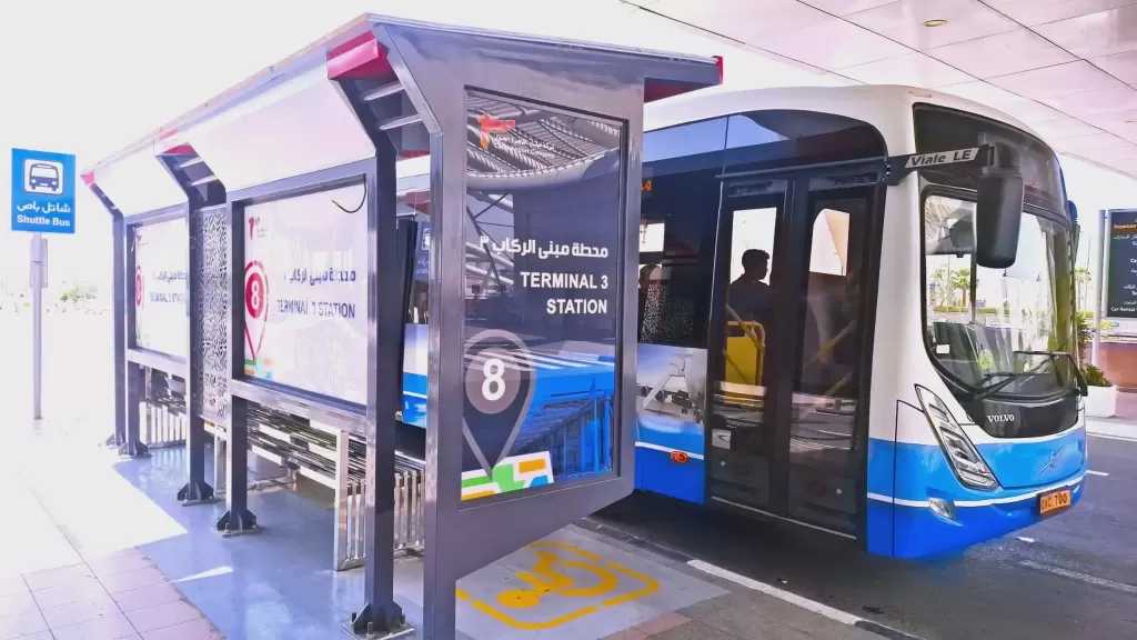 لتسهيل حركة الركاب.. الانتهاء من تطوير وتحديث محطات الشاتل باص بمطار القاهرة الدولي