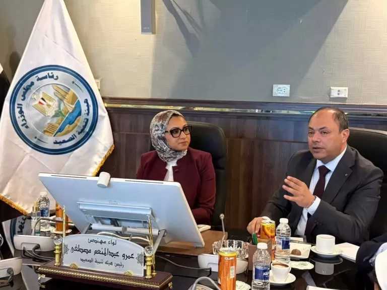 رئيس هيئة تنمية الصعيد يستقبل محافظ الوادي الجديد لبحث سبل التعاون المشترك