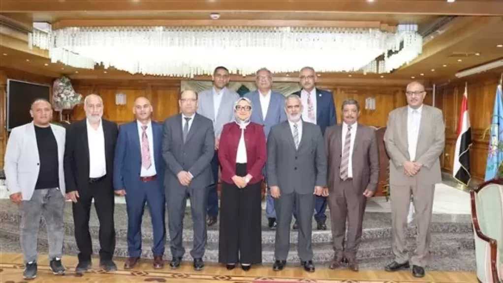 محافظ الوادي الجديد في ضيافة الطاقة الذرية لاستعراض أطر التعاون المشترك بينهم