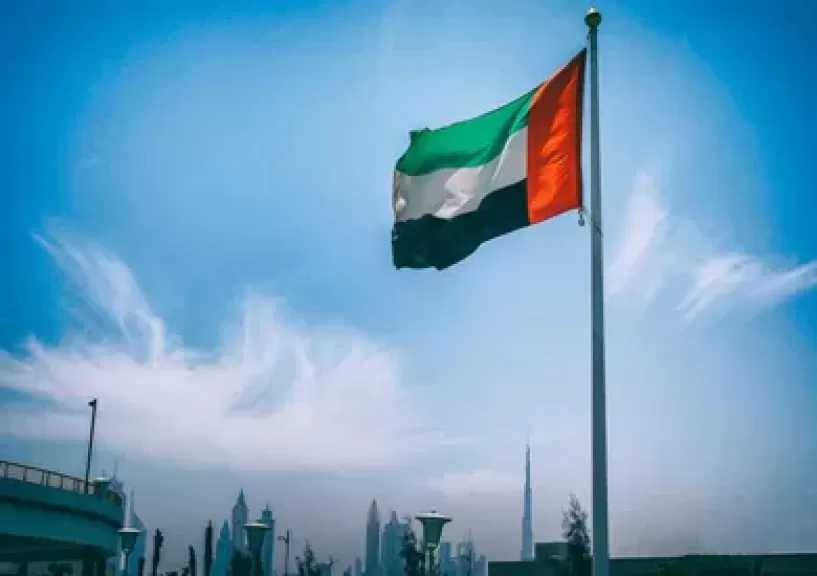 الإمارات تنفي نقل أو تحويل أي مبالغ مالية إلى إيران