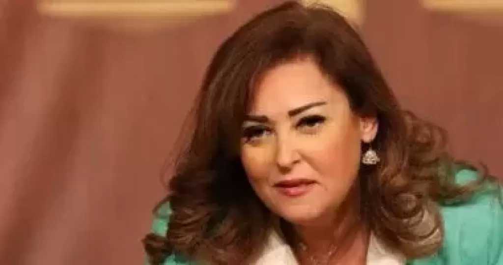 نهال عنبر تنجو من حادث على طريق الساحل وتعلق: العربية كانت هاتولع