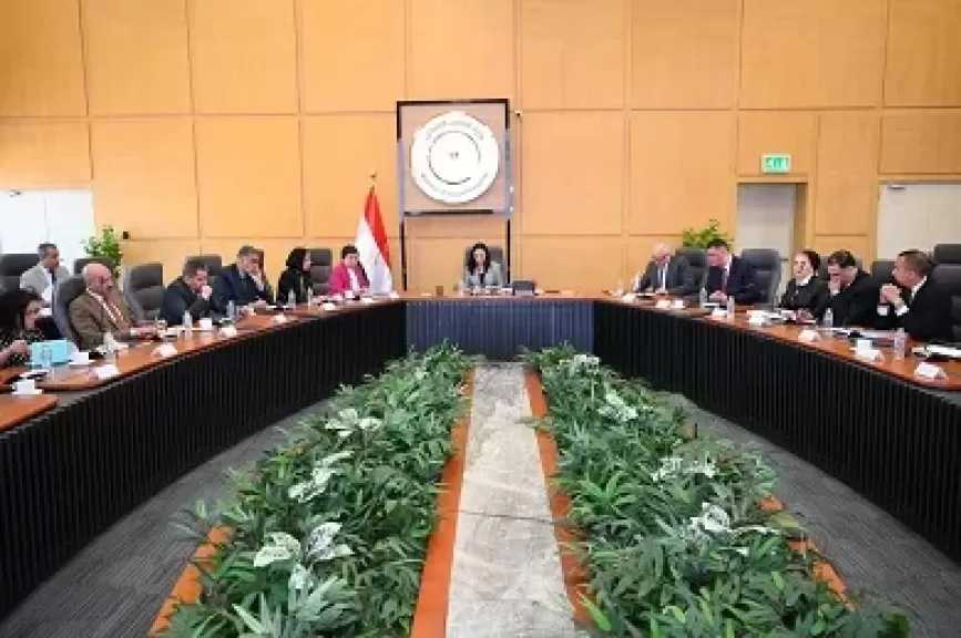 وزيرة التضامن تترأس الاجتماع الأول للجنة العليا لمبادرة حياة للتصدى لقضية الطفل في وضعية الشارع