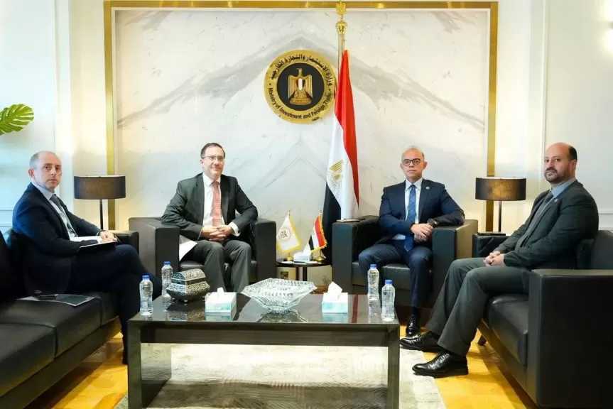 السفير البريطاني: المملكة المتحدة تدعم جهود الإصلاح الاقتصادي وتحسين بيئة الأعمال في مصر