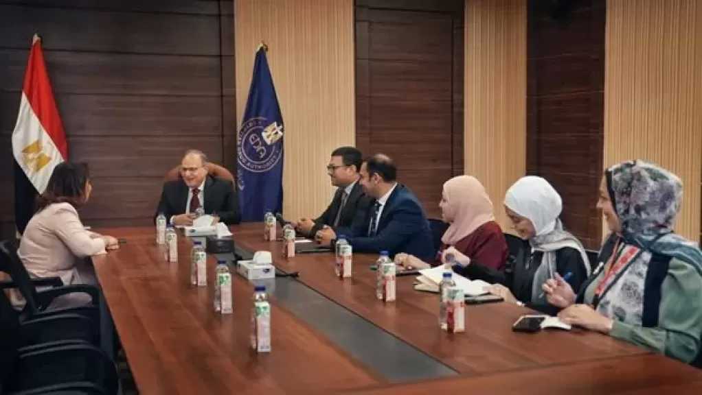 رئيس هيئة الدواء المصرية يبحث مع الوكالة التونسية تعزيز التعاون