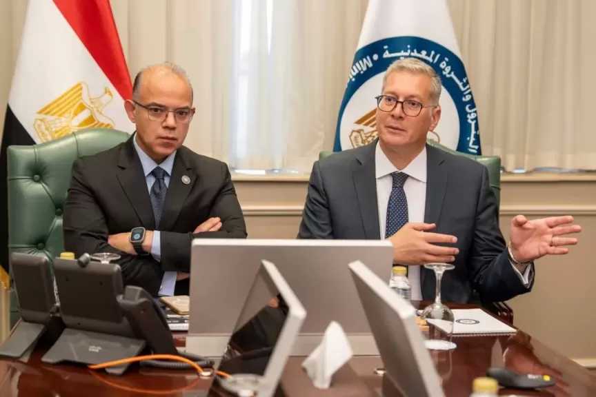 وزير البترول: تكامل وتنسيق حكومي واستعراض الفرص المتاحة في مجالات التكرير والكيماويات
