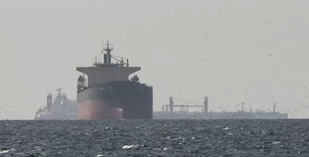 عبور ناقلتي نفط وغاز مسال مضيق هرمز بعد اتفاق أمريكا وإيران
