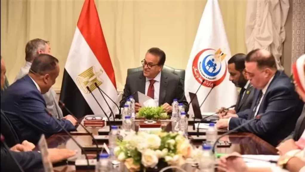 وزير الصحة يبحث مع شركتي DIAGAST وThink Pro نقل تكنولوجيا تصنيع كواشف فصائل الدم لمصر