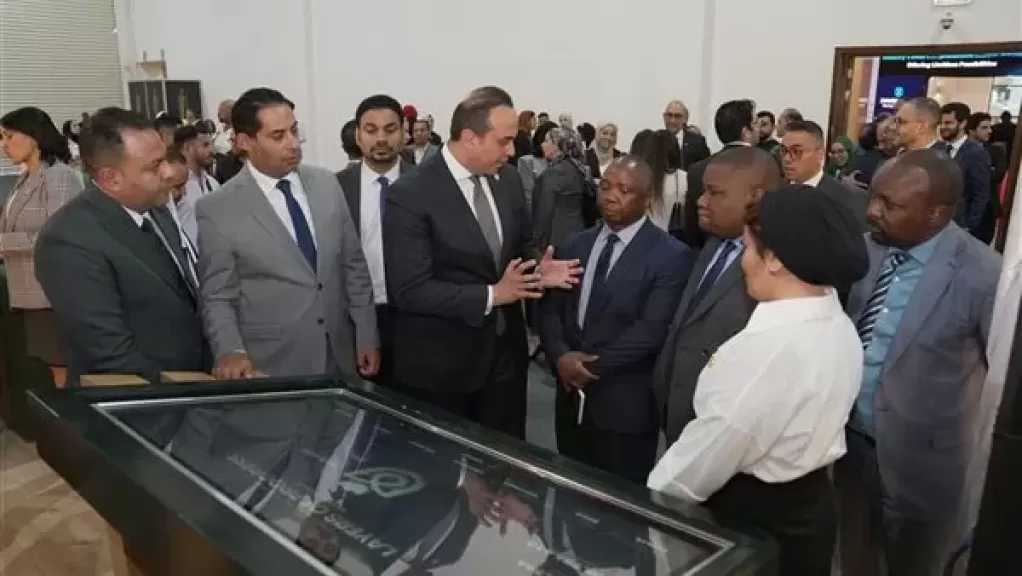 رئيس وزراء صربيا يطلع على التجربة المصرية الرائدة في التغطية الصحية الشاملة