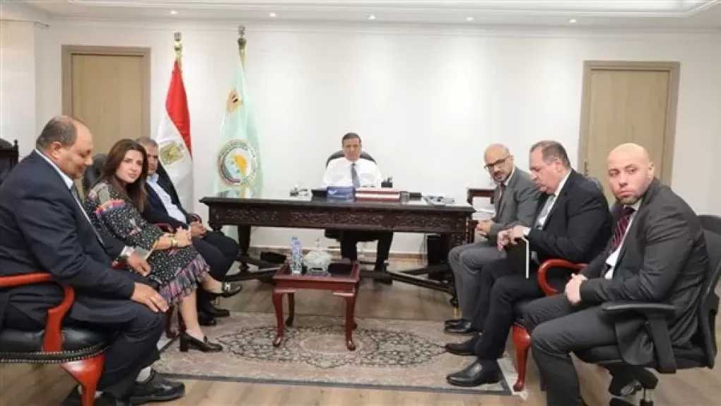 وزير الزراعة يستقبل ممثلي شركة ”بيتي” احدى شركات المراعي
