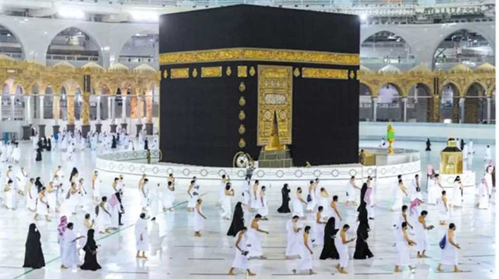 اجتماع حاسم للجنة العليا بوزارة السياحة لإقرار الضوابط النهائية للعمرة الأسبوع المقبل