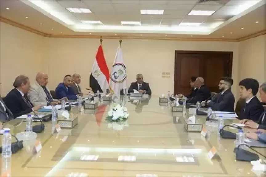 وزير الإنتاج الحربي خلال استقبال وفد شركة بونجسان الكورية الجنوبية: ننفذ استراتيجية لتعميق التصنيع المحلي