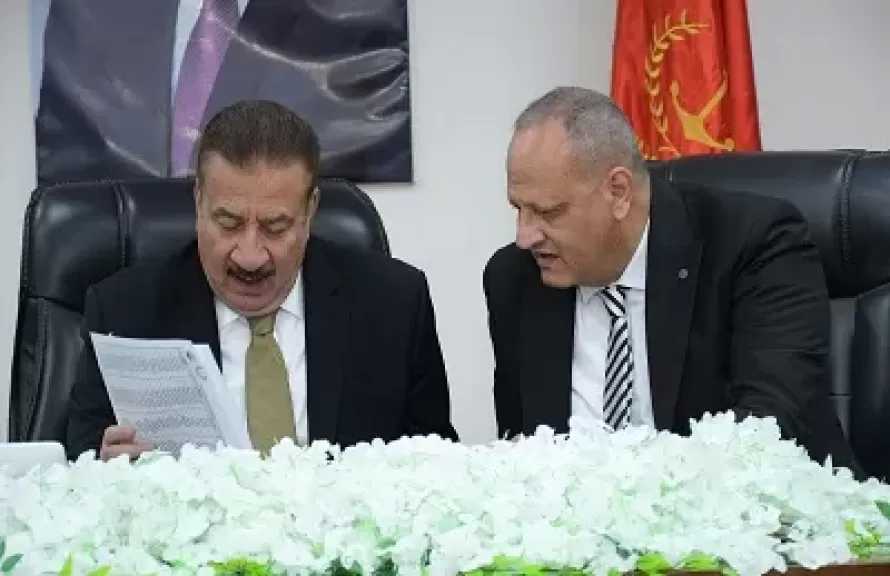 محافظ بورسعيد يتابع انتظام امتحانات الثانوية العامة من غرفة العمليات