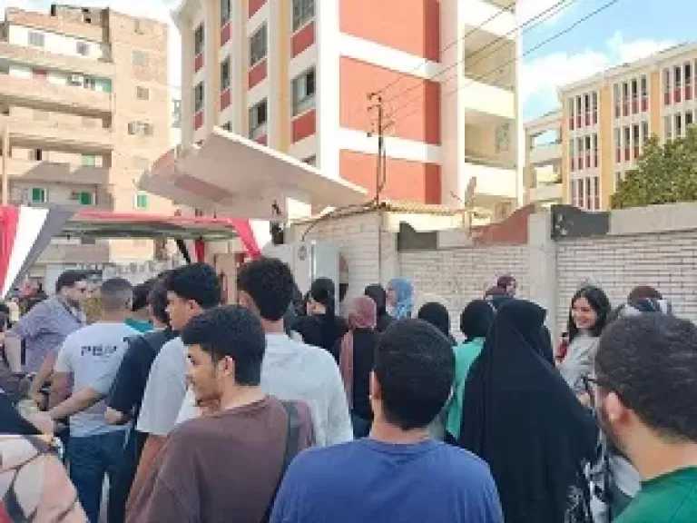 69 ألف طالب وطالبة يؤدون امتحانات الثانوية العامة بالشرقية