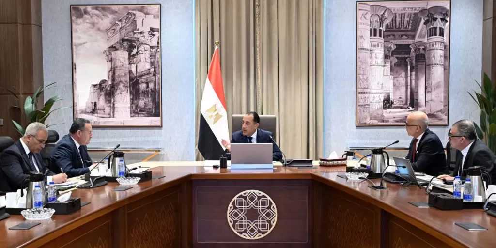 مدبولي يستعرض الموقف التنفيذي لمشروع المدينة الطبية لجامعة عين شمس.. ويؤكد على سرعة التنفيذ