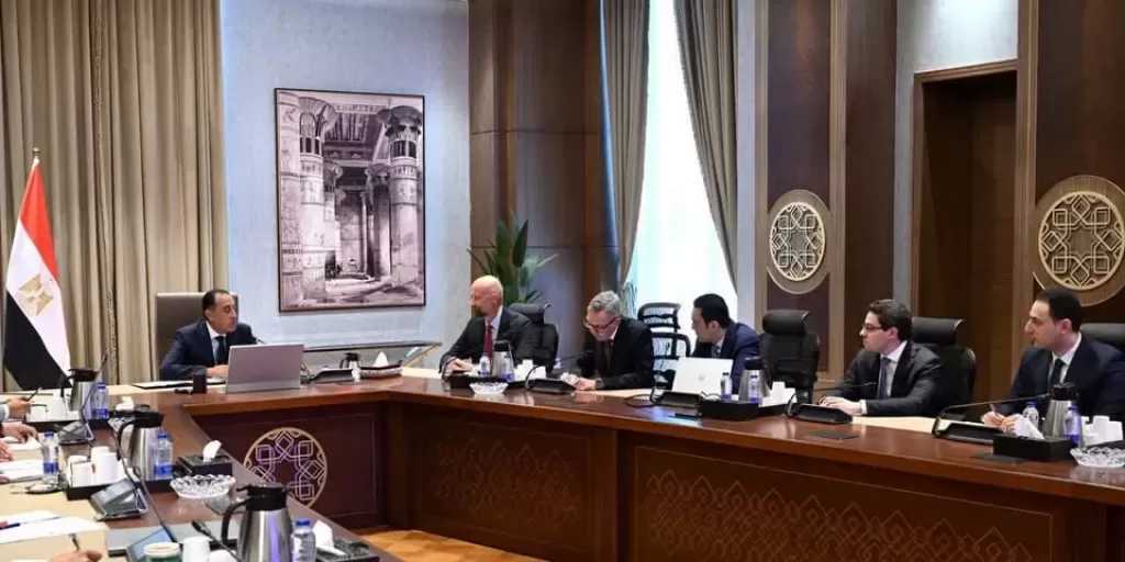 رئيس الوزراء يعقد اجتماعًا مع مسئولي شركة ”سكاتك” النرويجية لاستعراض موقف مشروعاتها في مصر