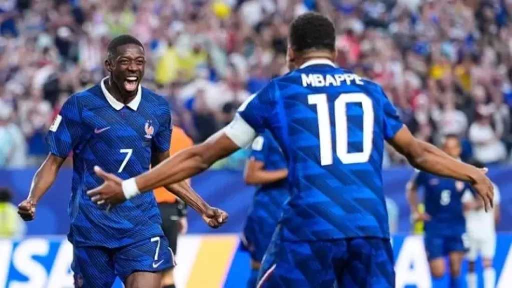 فرنسا تعبر العراق بثلاثية وتتأهل إلى دور الـ 32 بكأس العالم
