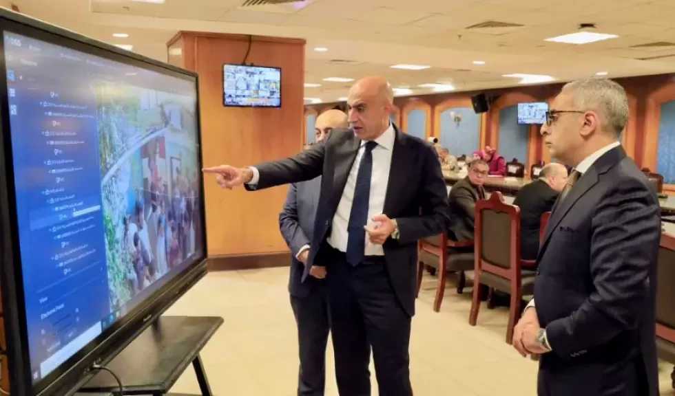 وزير التعليم يتابع سير امتحانات الثانوية العامة من غرفة العمليات المركزية بالوزارة.. ويؤكد: التعامل بحزم مع المخالفات