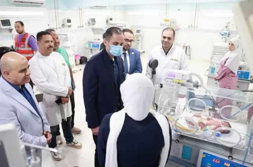 نائب وزير الصحة يتفقد المنشآت الصحية بالشرقية ويوجه بتوفير كرسي أسنان بمركز طبي منيا القمح