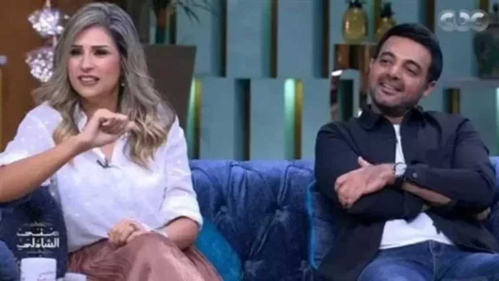 عمرو محمود ياسين يكشف كواليس مرض زوجته بالسرطان
