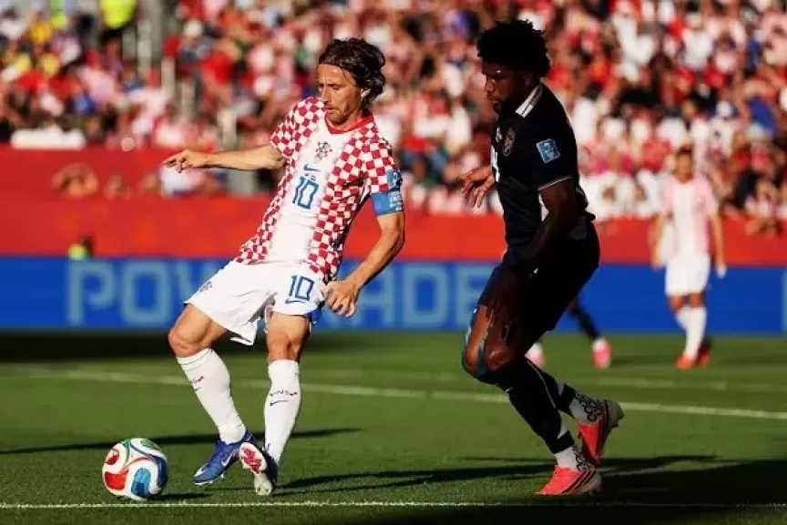 على خطى رونالدو وميسي.. مودريتش يكتب التاريخ مع كرواتيا