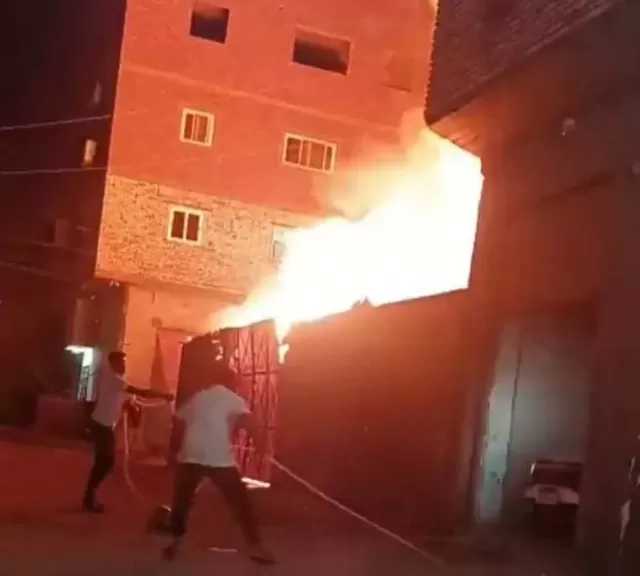 السيطرة على حريق اندلع في معرض أخشاب بأسوان
