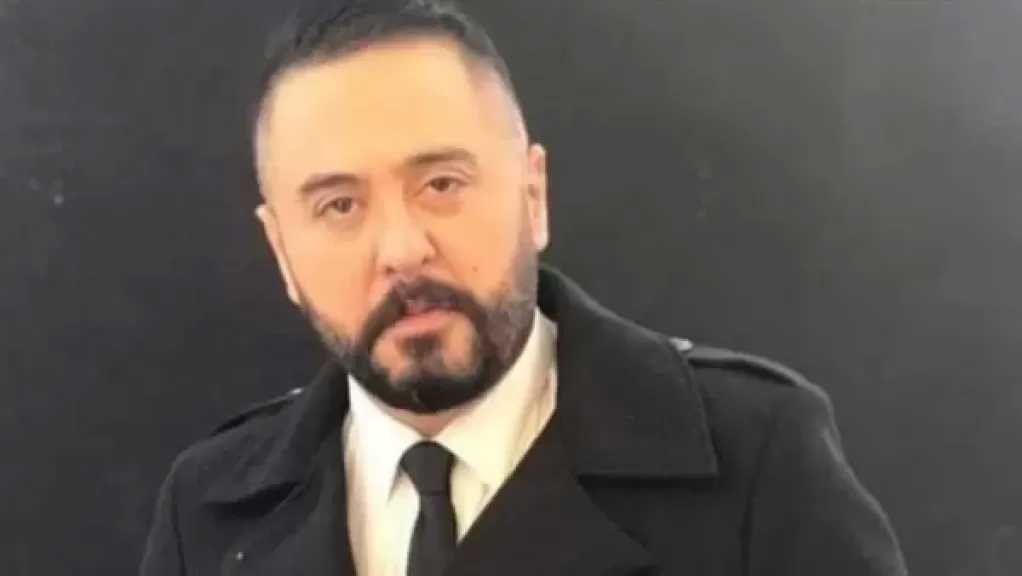 عمرو عبد العزيز يكشف سر عدم زواجه.. مشاعر متضاربة