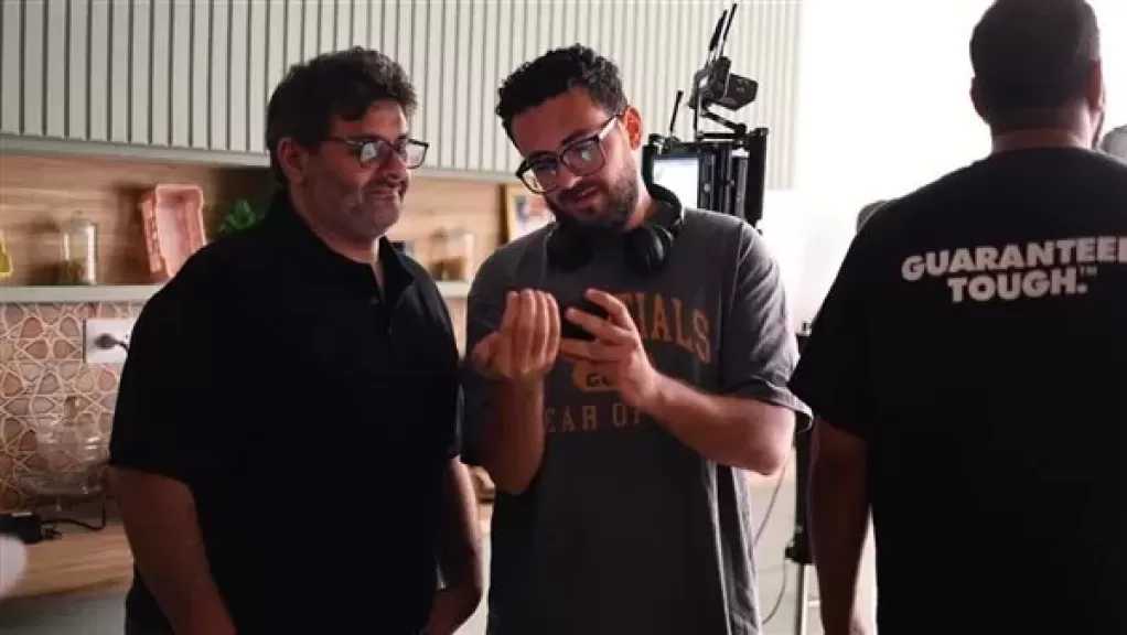 أحمد زعيم ينتهي من تصوير كليب “يا ولا حاجة”