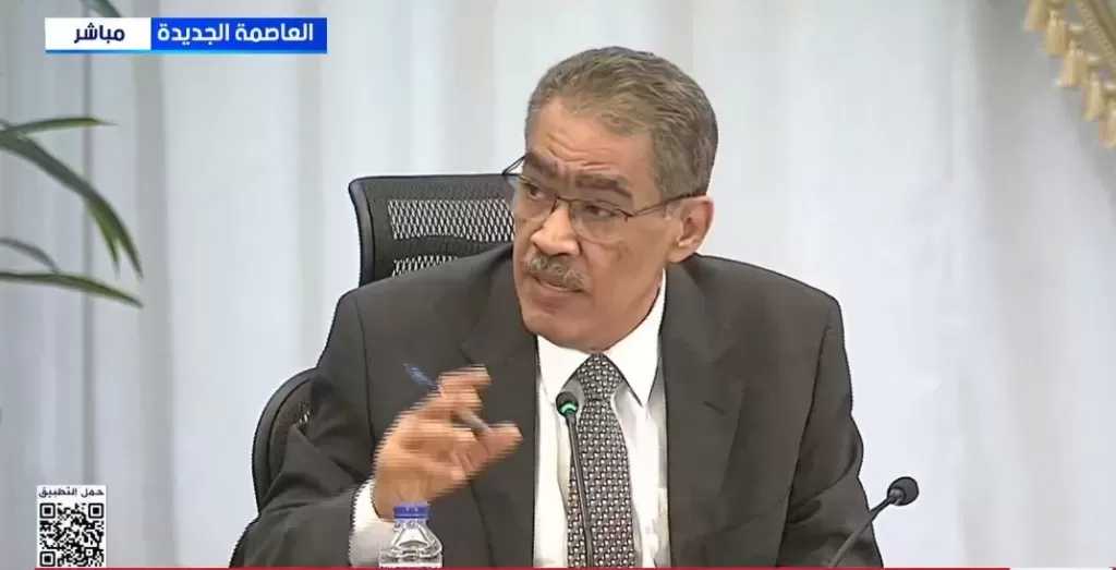 ضياء رشوان: الأولوية لتنقية بطاقات التموين.. سواء عيني أو نقدي فيه ناس هتاخد والدولة لازم تعرف هتدي مين
