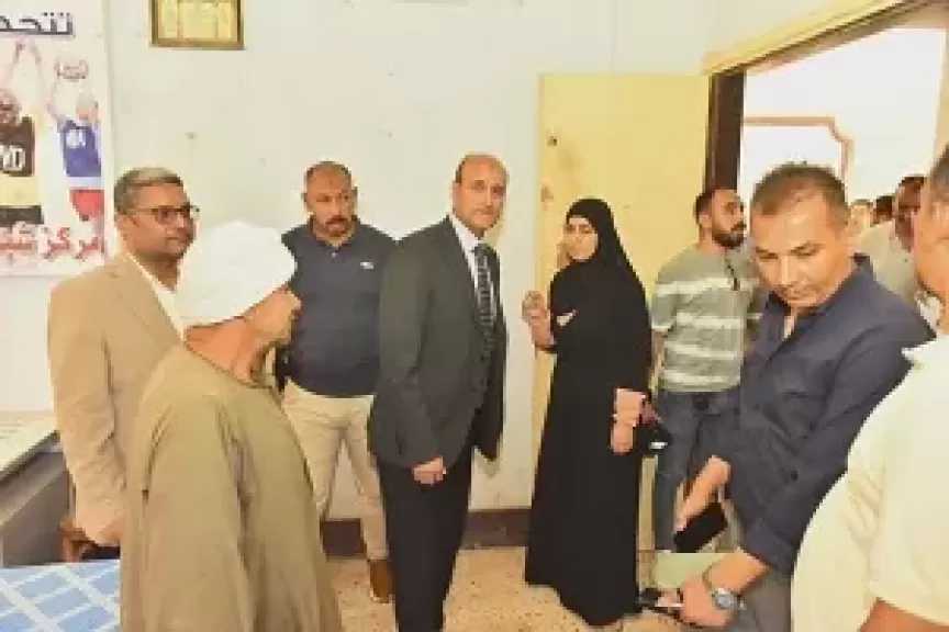 محافظ أسيوط خلال زيارة مفاجئة لمركز شباب البورة: الدولة تولي اهتماما كبيرا بقطاع الرياضة