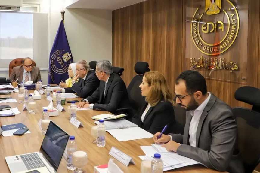 هيئة الدواء المصرية تبحث مع شركات أكديما تعزيز التصنيع المحلي ودعم الأمن الدوائي