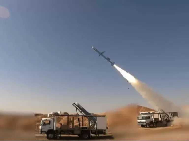 الحرس الثوري: قواتنا البحرية استهدفت مواقع تابعة للجيش الأمريكي بالمنطقة ردا على العدوان